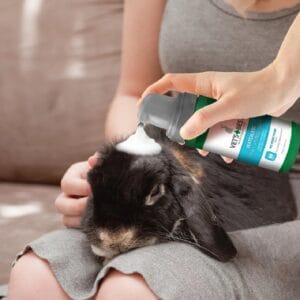 Шампоан Пяна за Дребни Животни &ndash; Зайци, Хамстери и Други Vets Best 150 ml